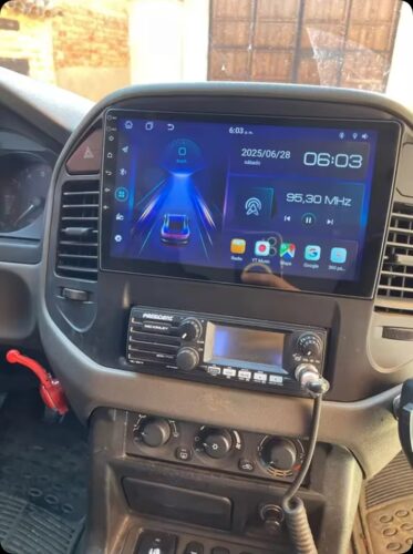 Autoradio Mitsubishi Pajero Android Auto - CarPlay photo review