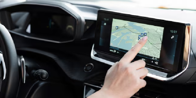 Vous consultez actuellement Enlever un autoradio sans extracteur : l’astuce du système D qui sauve la mise